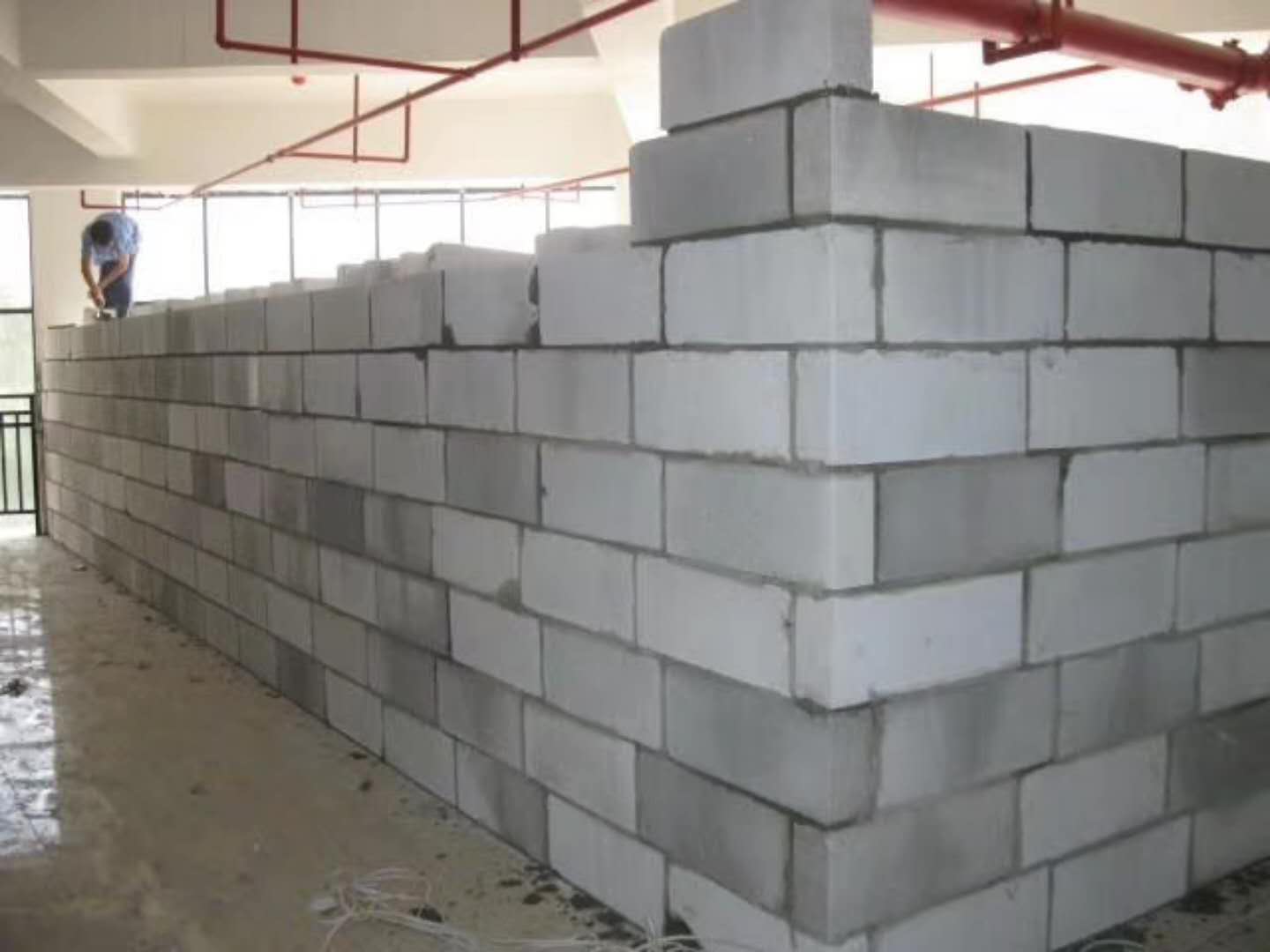 新安蒸压加气混凝土砌块承重墙静力和抗震性能的研究
